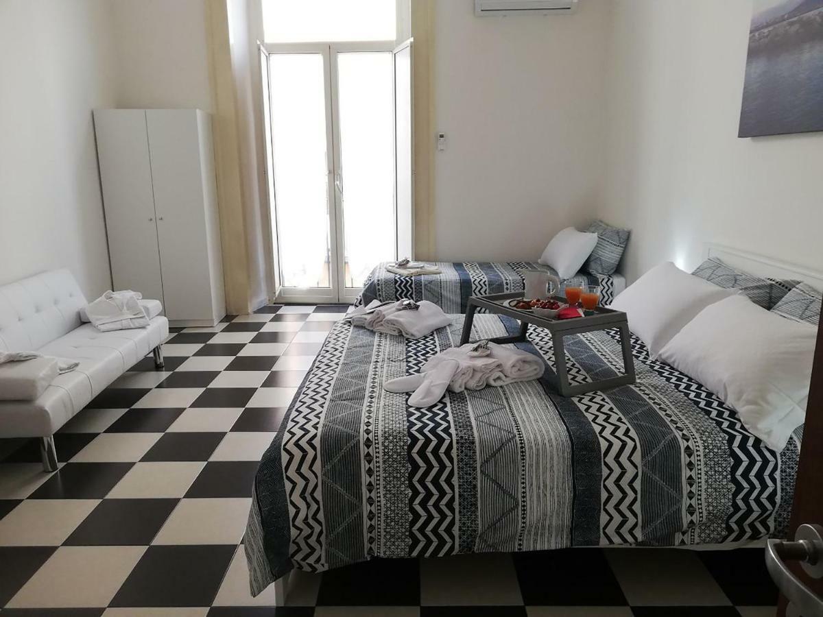 Mb Napoles Intera Casa Apartment Ngoại thất bức ảnh